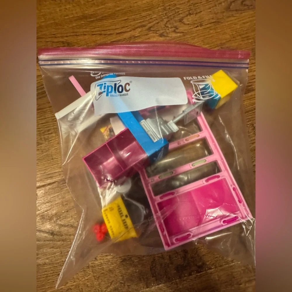 Barbie Chelsea snack stand play set (retired)